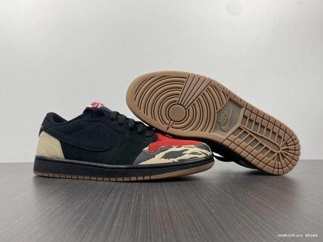 Rep SoleFly Carnivore Jordan 1 x Low Air DN3400-001 0822